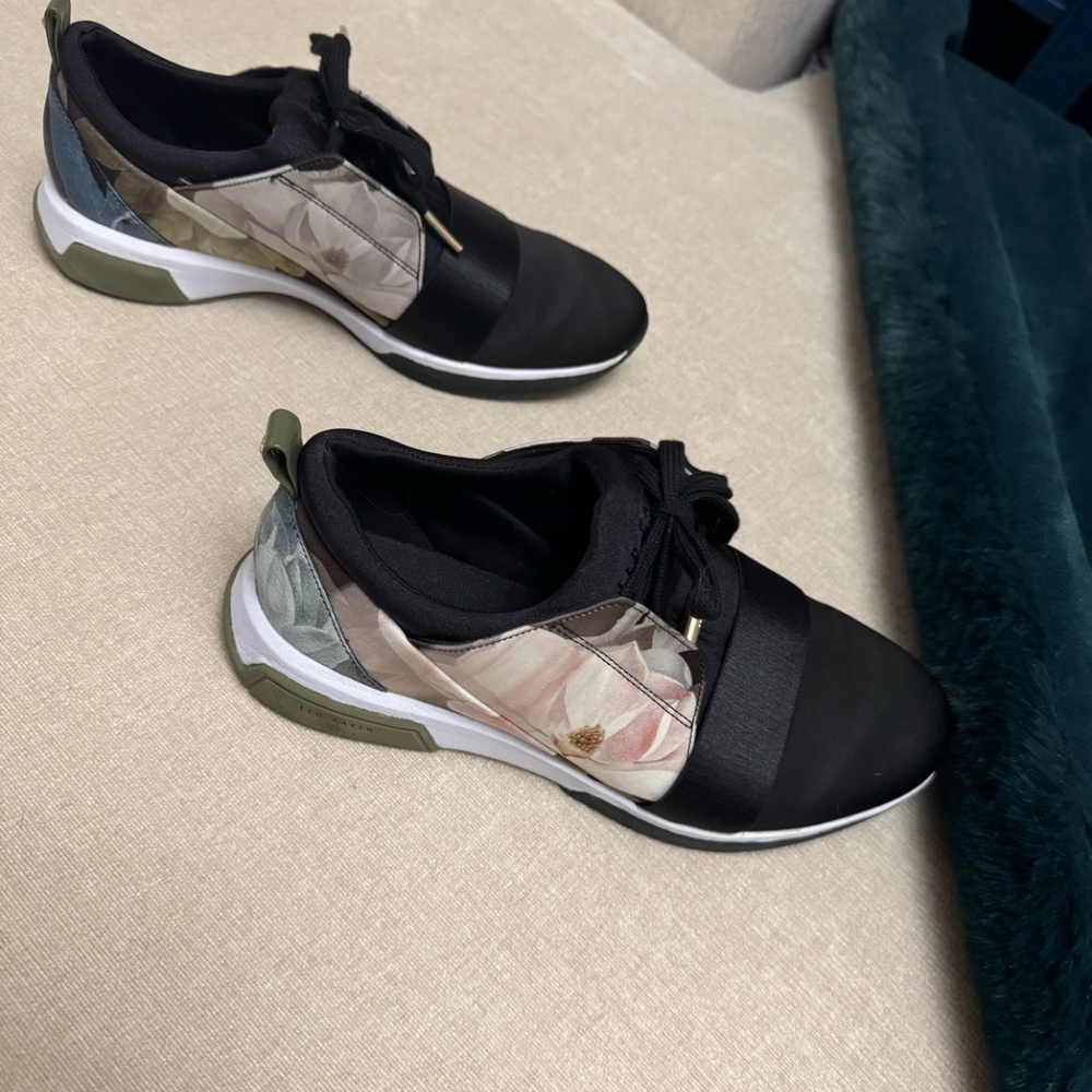 Ted Baker Cepap Womens Black Opal Satin Sneakers-UK 6 / EU 39 / US 8 - Picture 7 of 8